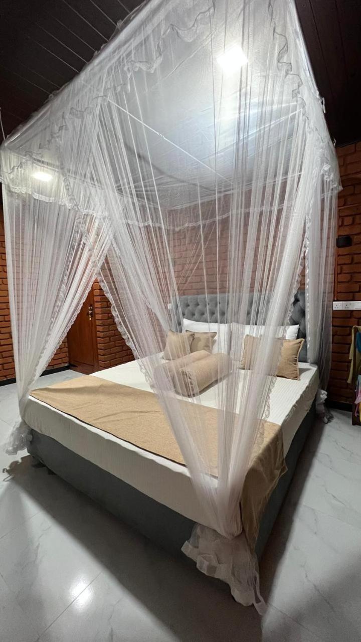 Adam'S Apple Homestay Элла Экстерьер фото