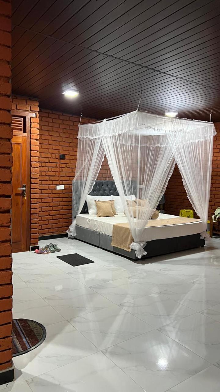 Adam'S Apple Homestay Элла Экстерьер фото